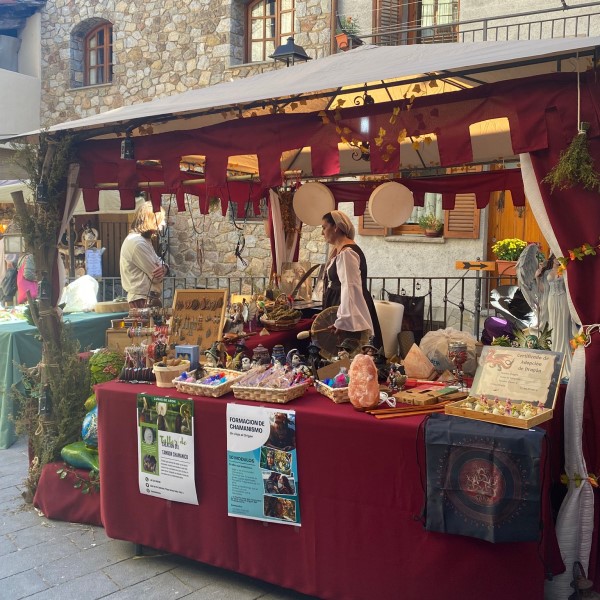 Parades 68f506663a861 WhatsApp Image 2025 10 11 at 14.45.26 Lunas de Aron